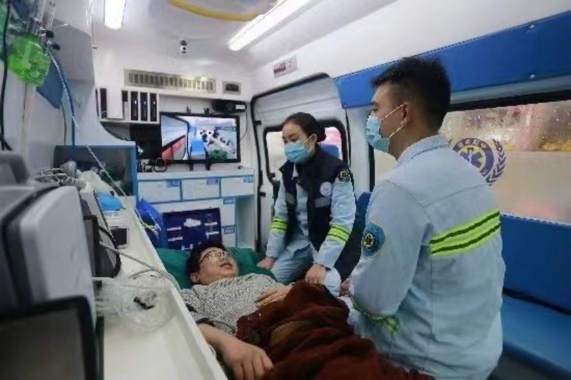 中国国际救援应急服务集团有限公司与骑士医院深化交流，共绘紧急救援与健康服务新蓝图